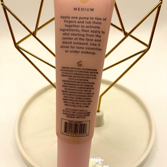 MALLY’S Perfect Prep Neutralizing Primer - Medium - Picture 2 of 3